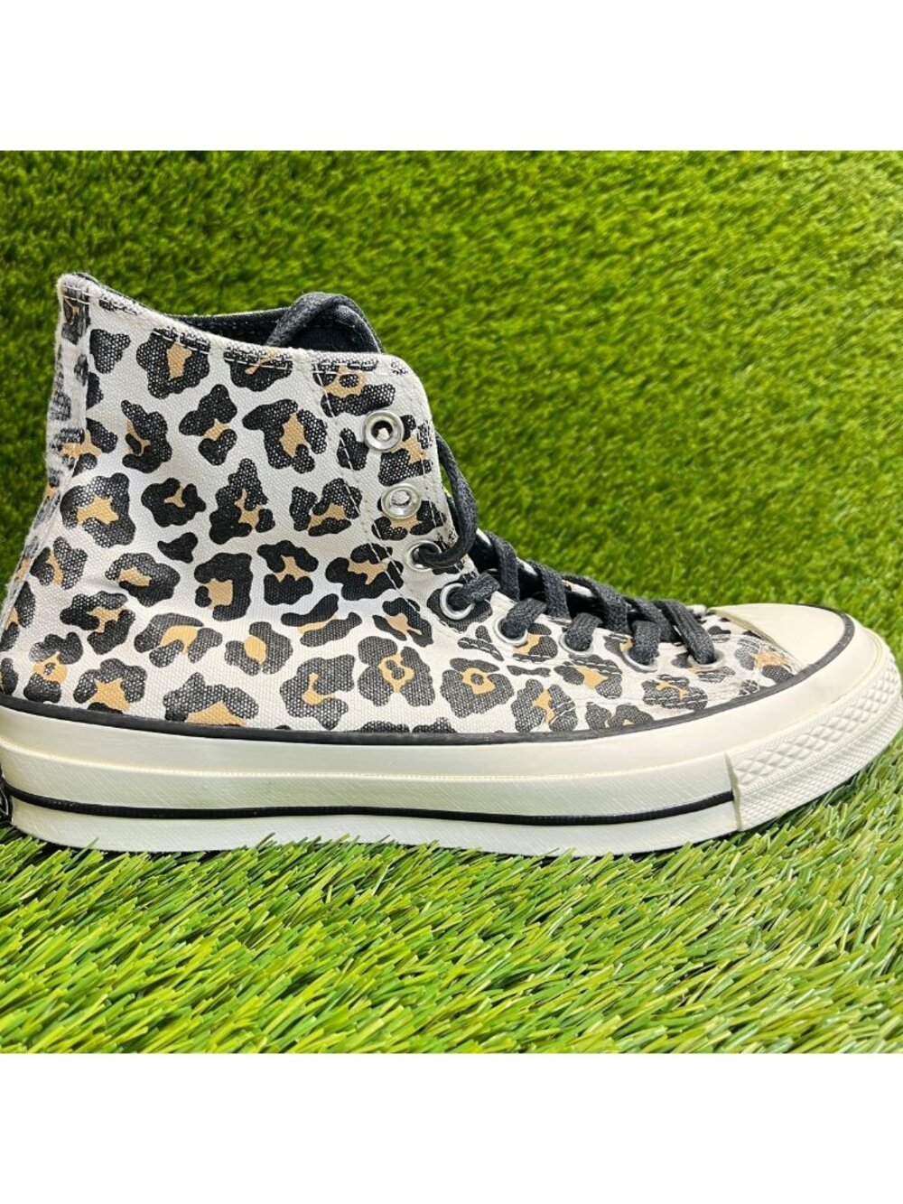 Converse Chuck 70 Hi Leopard Print Womens Size 9 Black Athletic Shoes Sneakers
